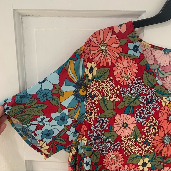 Natural Life Women’s Colorful Floral V Neck Mini Dress Bright Size Medium Boho - Picture 2 of 8